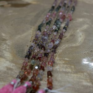 Spinel multi vrije vorm